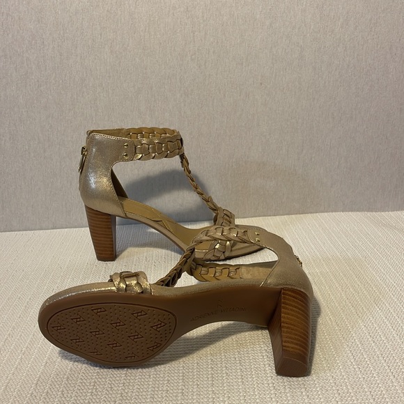 Adrienne Vittadini, golden. heel sandals. Size 7.5 - Picture 9 of 12